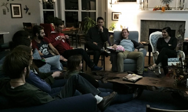 Exchanging thoughts & ideas